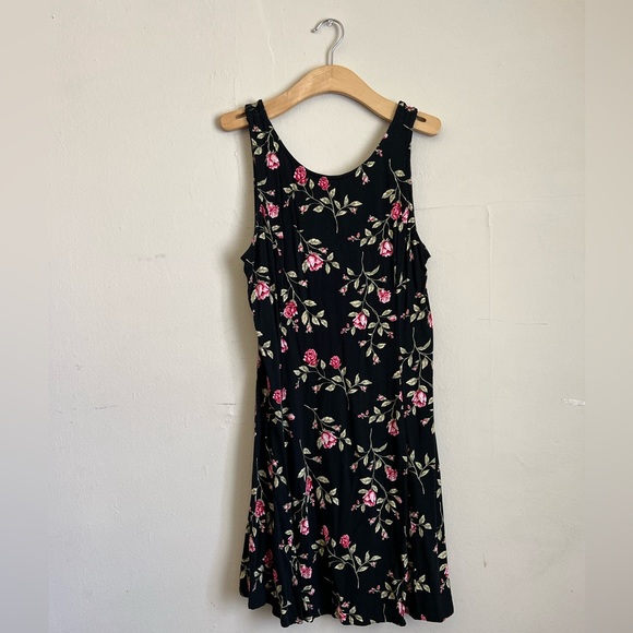 Forever 21, medium, black w/floral design - Picture 2 of 5